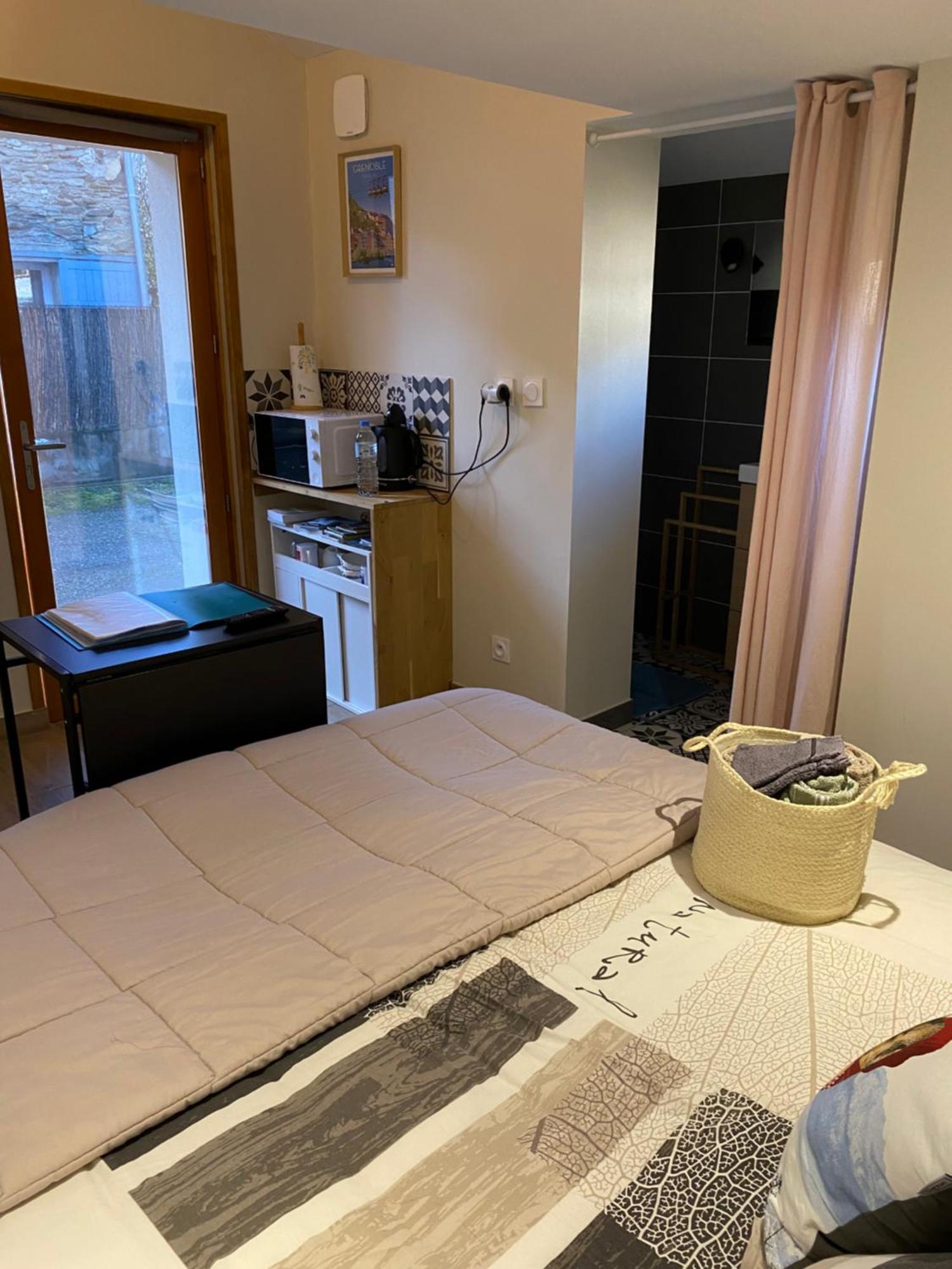 Chambre Folle Avoine Brie-et-Angonnes Exterior photo